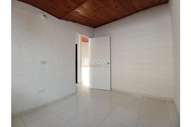 Casas, Alquiler, Ciudad Córdoba - $750.000