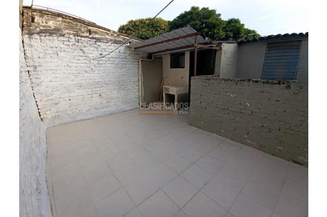 Casas, Alquiler, Ciudad Córdoba - $750.000