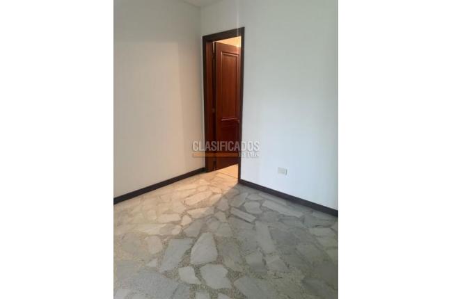 Apartamentos, Alquiler, Cristales - $3.500.000