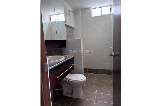 Apartamentos, Alquiler, La Hacienda - $2.300.000