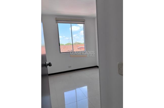 Apartamentos, Alquiler, La Hacienda - $2.300.000