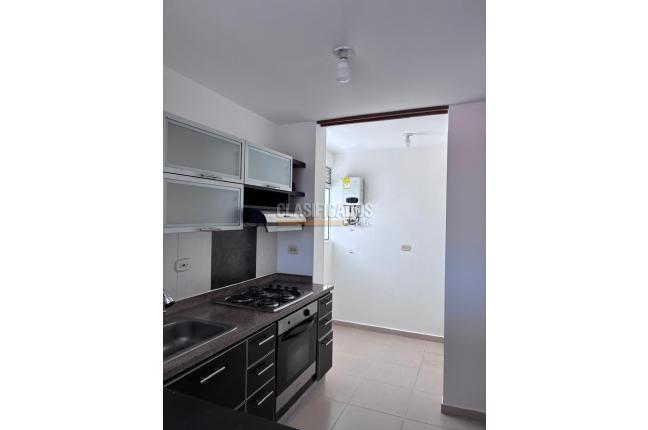 Apartamentos, Alquiler, La Hacienda - $2.300.000
