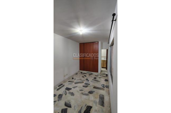 Apartamentos, Alquiler, Primero de Mayo - $2.000.000