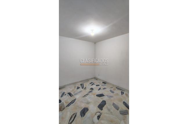 Apartamentos, Alquiler, Primero de Mayo - $2.000.000