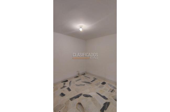 Apartamentos, Alquiler, Primero de Mayo - $2.000.000
