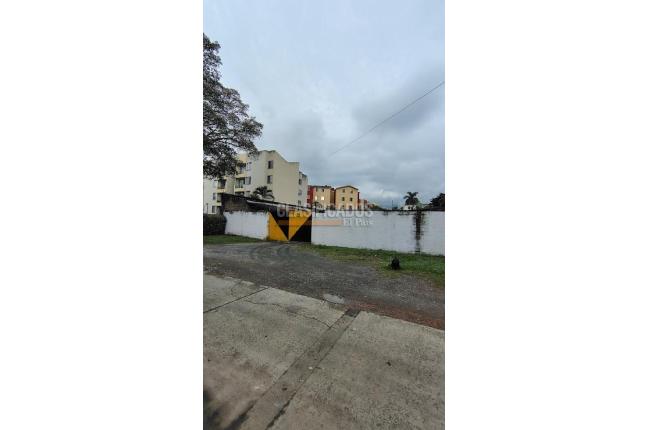 Apartamentos, Alquiler, Primero de Mayo - $2.000.000