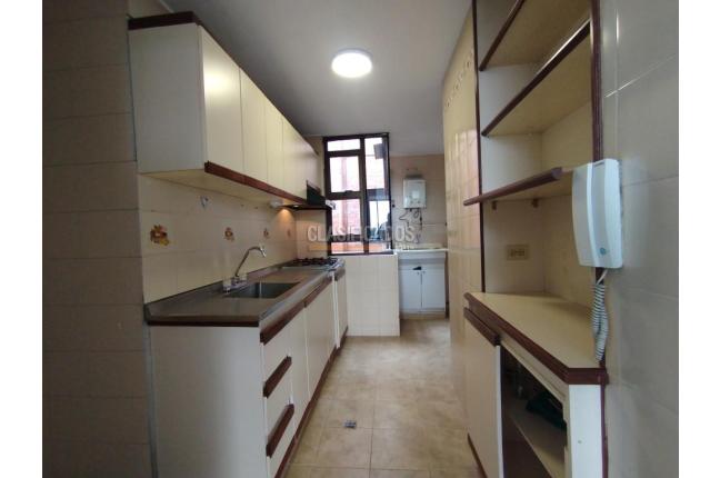 Apartamentos, Alquiler, Los Cámbulos - $2.500.000