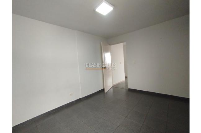 Apartamentos, Alquiler, Los Cámbulos - $2.500.000