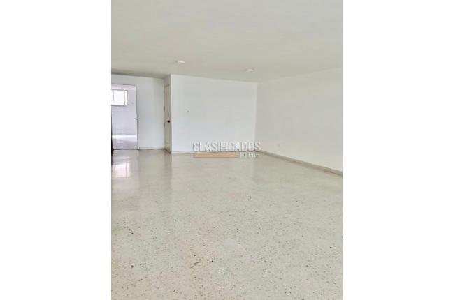 Apartamentos, Venta en Granada