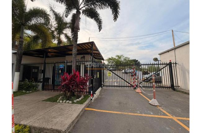 Apartamentos, Alquiler en Ciudad Melendez