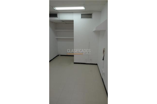 Oficinas y Consultorios, Alquiler en Centenario