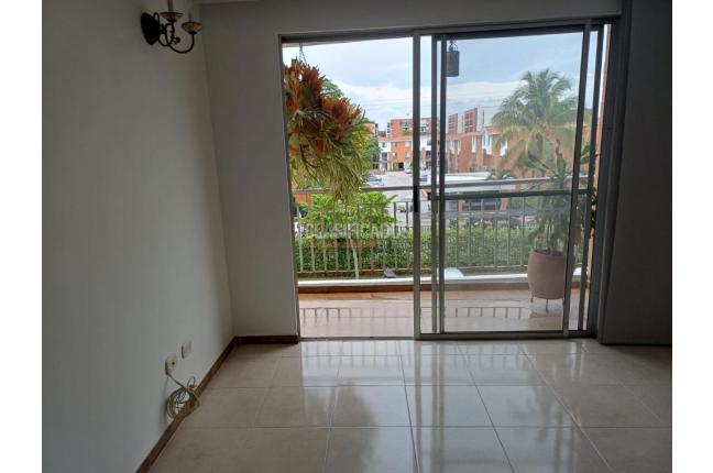 Apartamentos, Alquiler, La Hacienda - $2.200.000