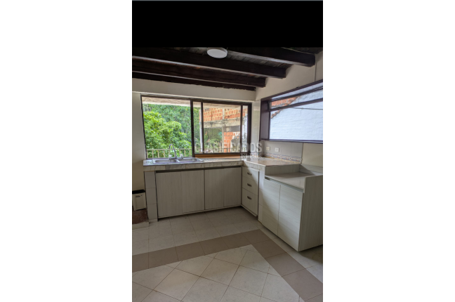 Apartamentos, Alquiler, Buitrera - $1.500.000