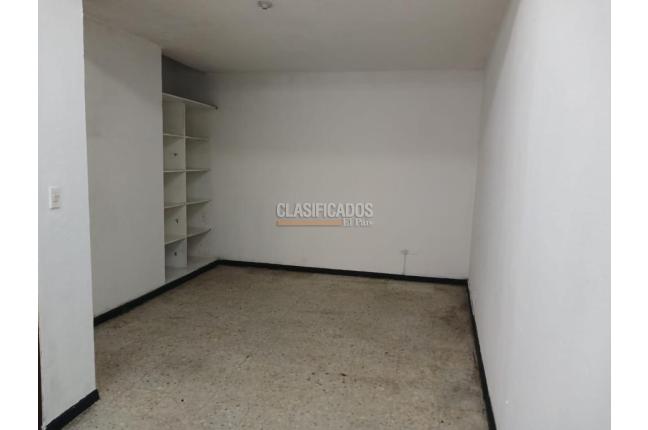 Locales y Bodegas, Alquiler, Versalles - $2.050.000