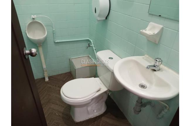 Locales y Bodegas, Alquiler, Versalles - $2.050.000