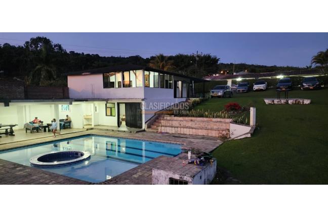 Fincas y Casas Campestres, Venta en Calima (Darién)
