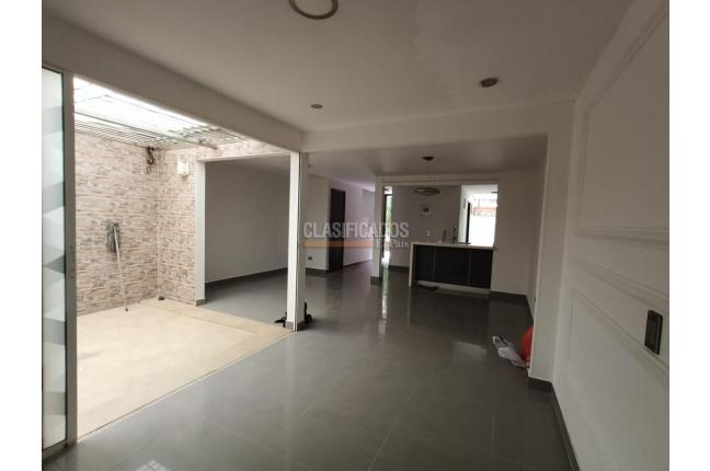 Casas, Venta en Valle del Lili