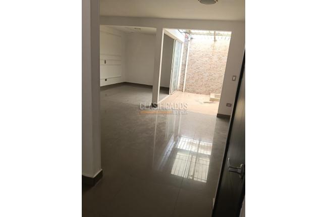 Casas, Venta en Valle del Lili