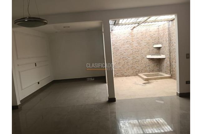 Casas, Venta en Valle del Lili