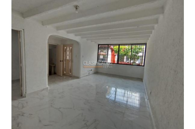 Casas, Alquiler, Urbanización La Merced - $2.500.000
