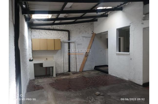 Casas, Alquiler, Urbanización La Merced - $2.500.000