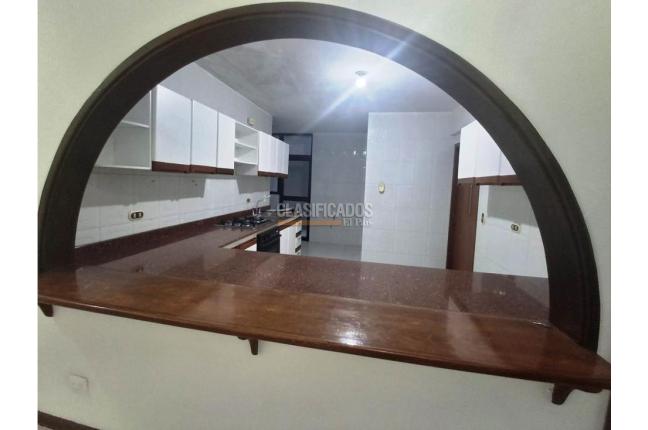 Apartamentos, Venta en Ciudad Jardín
