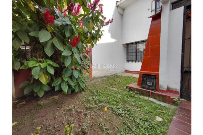 Casas, Alquiler en Urbanización La Merced