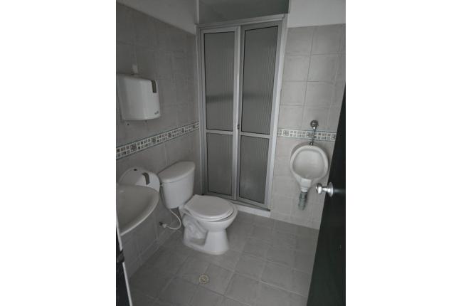 Locales y Bodegas, Alquiler, Nueva Granada - $5.900.000