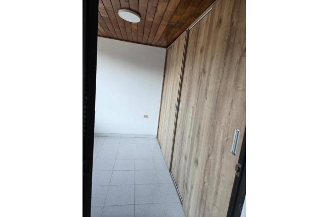 Locales y Bodegas, Alquiler, Nueva Granada - $5.900.000