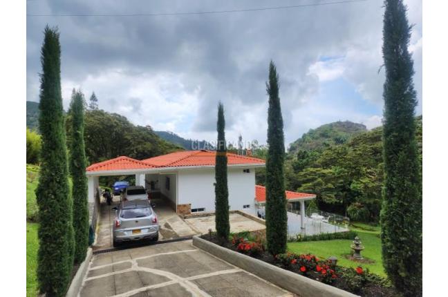 Fincas y Casas Campestres, Venta, La Elvira - $1.790.000.000