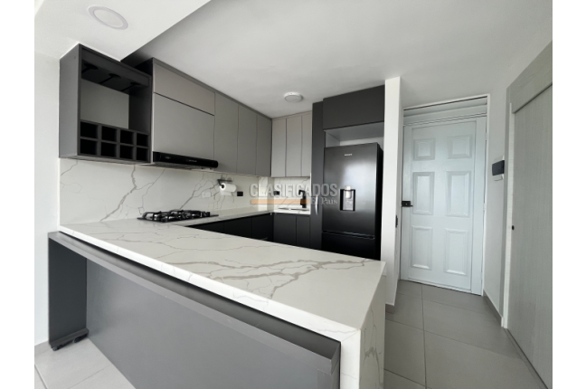 Apartamentos, Venta en Brisas del Limonar
