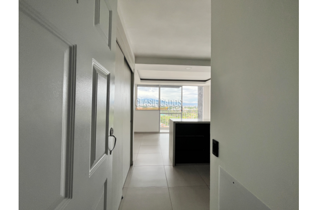 Apartamentos, Venta en Brisas del Limonar