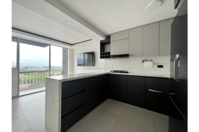 Apartamentos, Venta en Brisas del Limonar