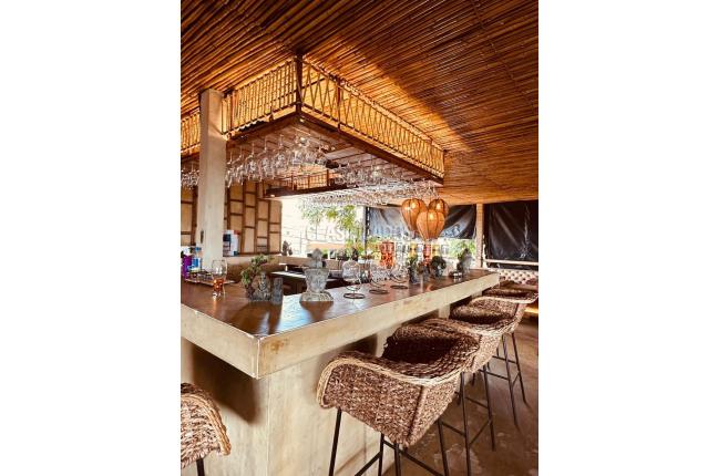 Locales y Bodegas, Alquiler, Ciudad Jardín - $8.000.000