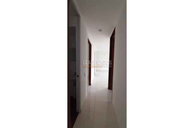 Apartamentos, Alquiler, Ciudad Pacifica - $1.300.000