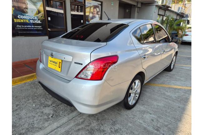 Nissan Versa 2018 - $45.900.000