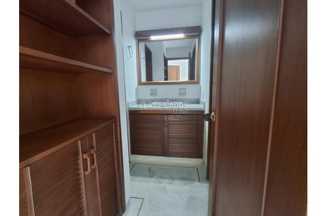 Apartamentos, Alquiler, Cristales - $3.850.000
