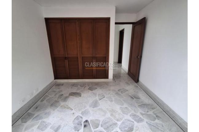 Apartamentos, Alquiler, Cristales - $3.850.000