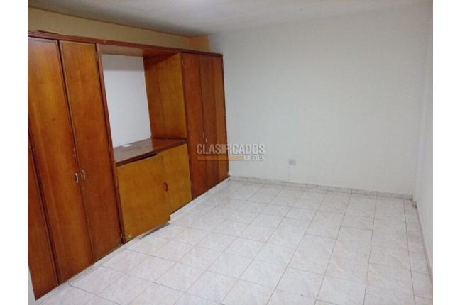 Casas, Alquiler, Departamental - $1.400.000