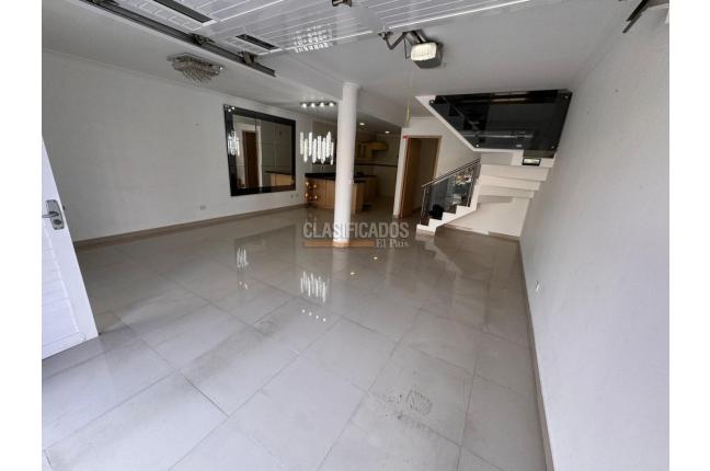 Casas, Alquiler, Ciudad 2.000 - $2.800.000