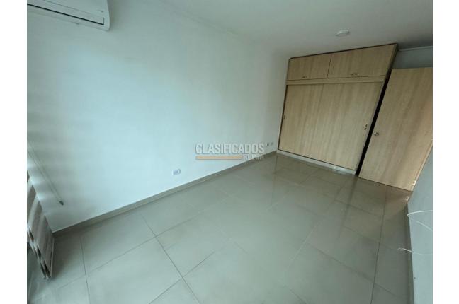 Casas, Alquiler, Ciudad 2.000 - $2.800.000
