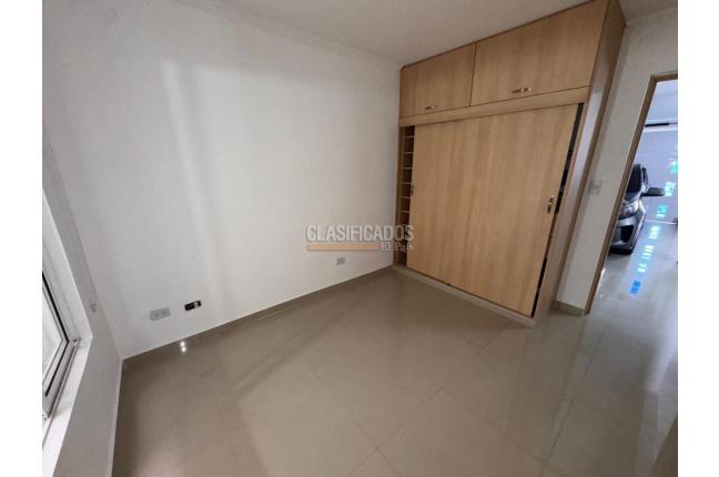 Casas, Alquiler, Ciudad 2.000 - $2.800.000