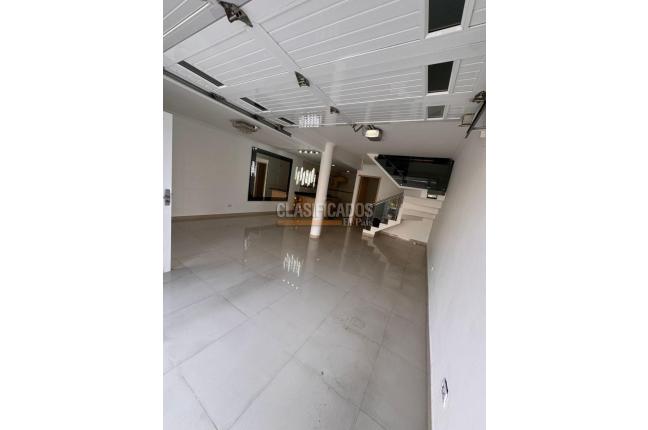 Casas, Alquiler, Ciudad 2.000 - $2.800.000
