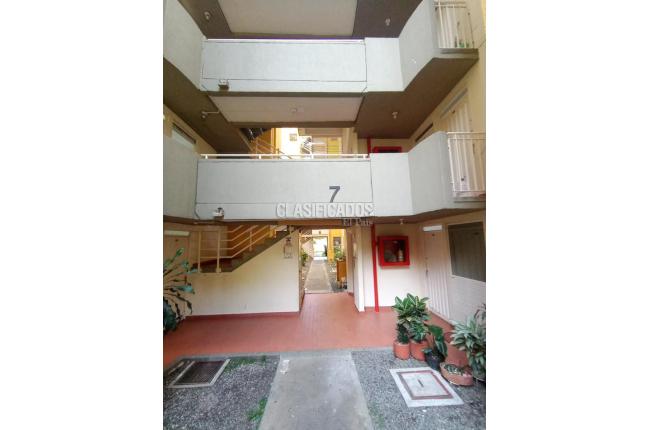 Apartamentos, Alquiler en Nápoles