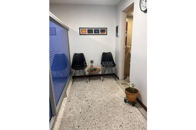Oficinas y Consultorios, Venta, San Vicente - $120.000.000