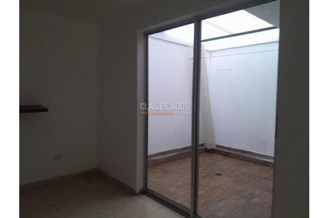 Casas, Alquiler, Ciudad 2.000 - $2.300.000