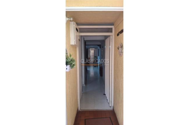 Casas, Venta, Primero de Mayo - $380.000.000