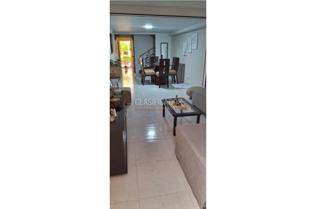 Casas, Venta, Primero de Mayo - $380.000.000