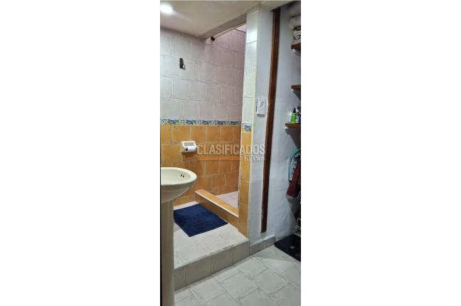 Casas, Venta, Primero de Mayo - $380.000.000