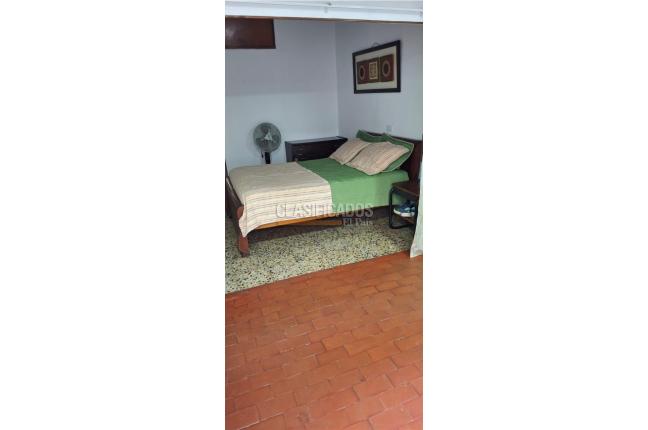 Casas, Venta, Primero de Mayo - $380.000.000